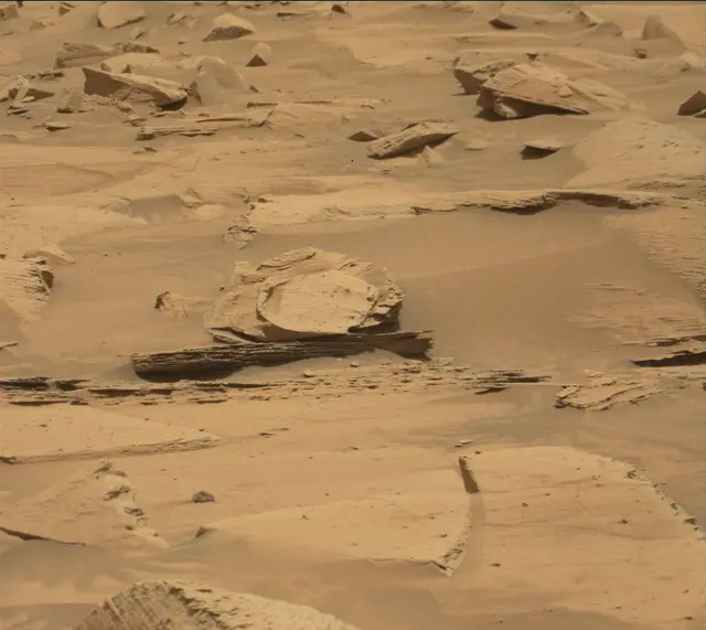 Sol 4083: Mast Camera (Mastcam)