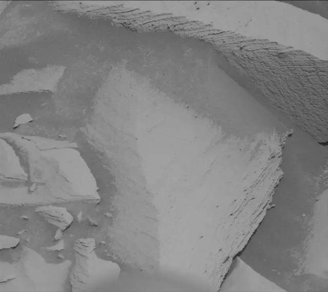 Sol 4083: Mast Camera (Mastcam)