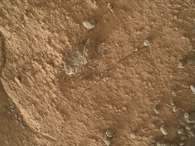 Sol 4083: Mars Hand Lens Imager (MAHLI)