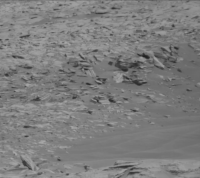 Sol 4084: Mast Camera (Mastcam)
