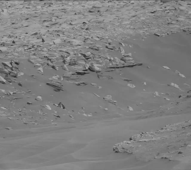 Sol 4084: Mast Camera (Mastcam)