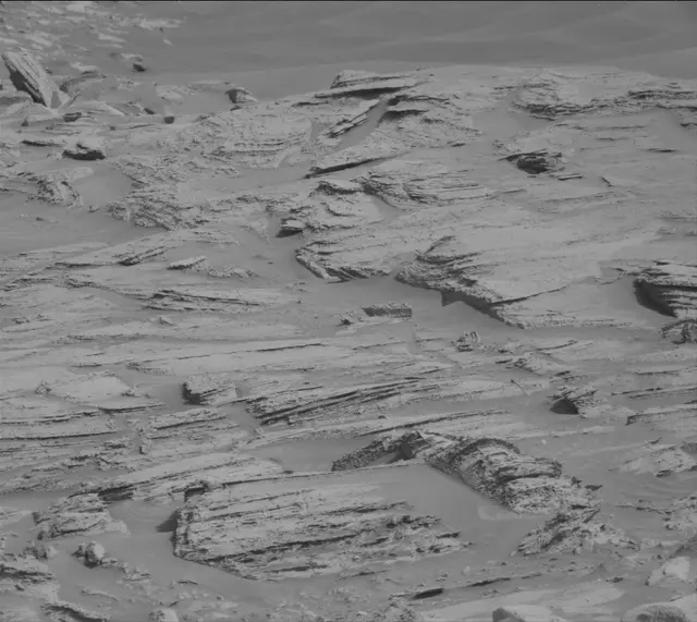Sol 4084: Mast Camera (Mastcam)