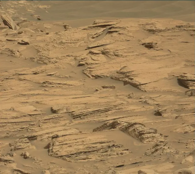 Sol 4084: Mast Camera (Mastcam)