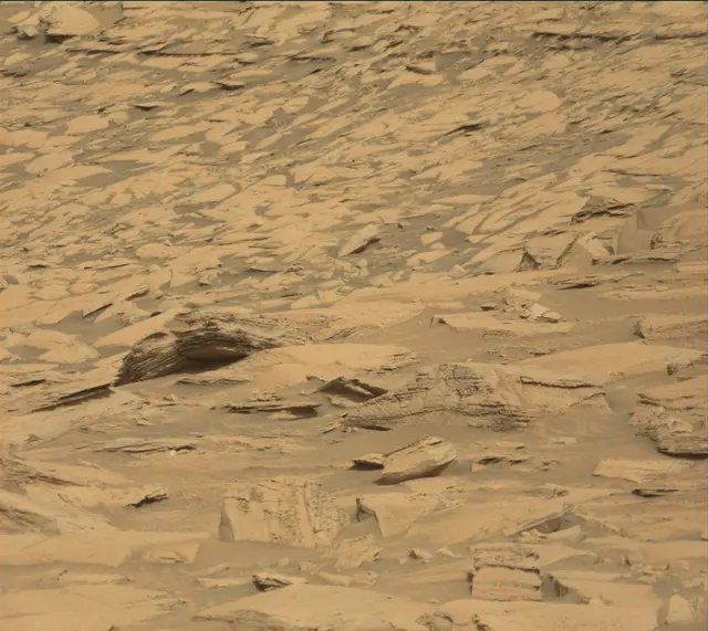 Sol 4084: Mast Camera (Mastcam)