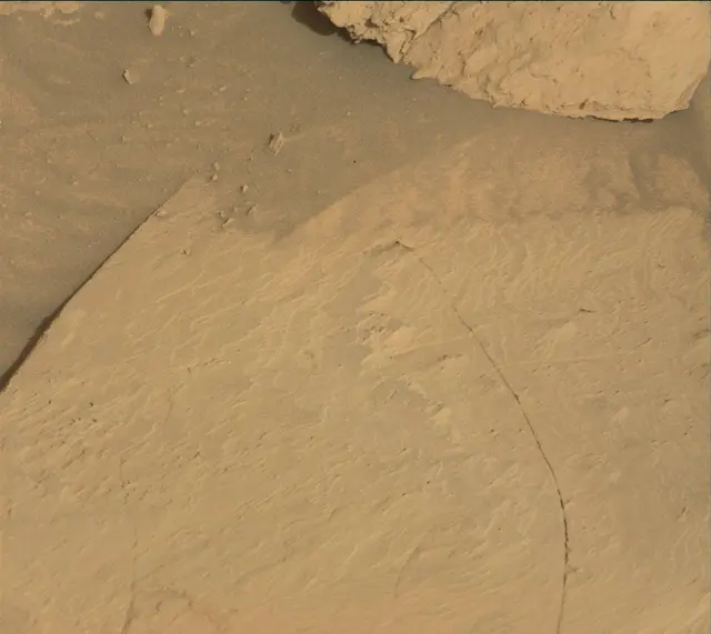 Sol 4084: Mast Camera (Mastcam)