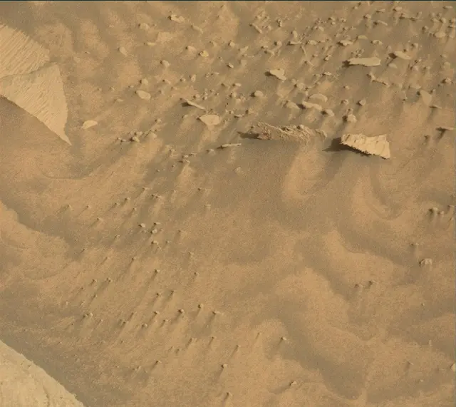 Sol 4084: Mast Camera (Mastcam)