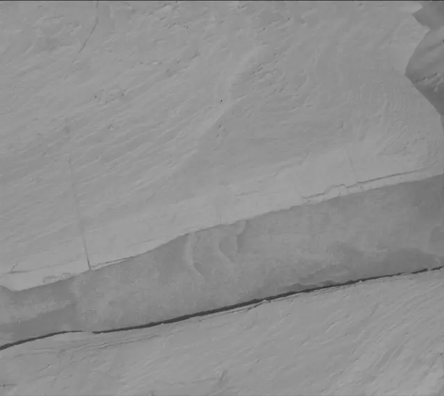 Sol 4084: Mast Camera (Mastcam)