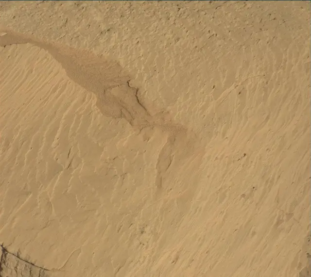 Sol 4084: Mast Camera (Mastcam)