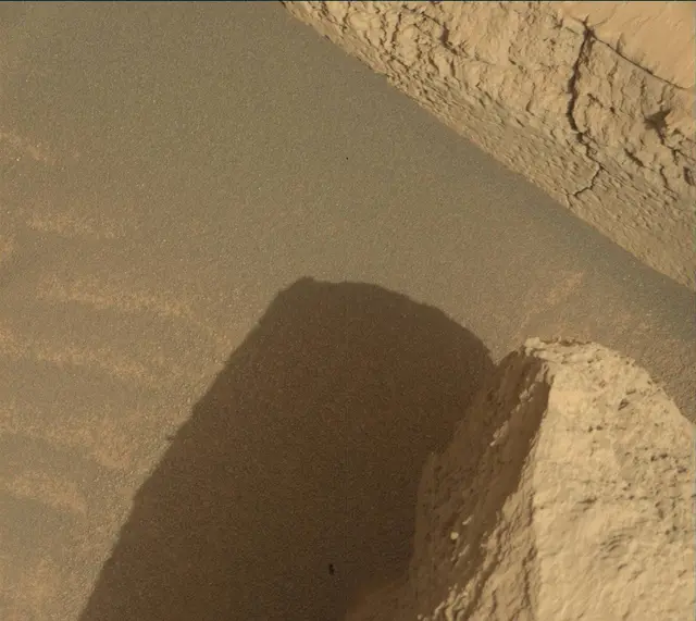 Sol 4084: Mast Camera (Mastcam)