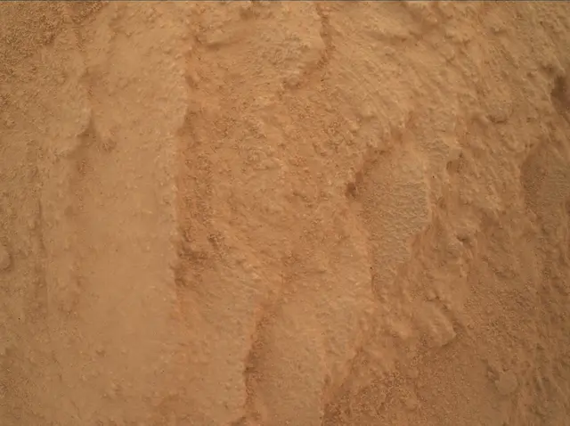 Sol 4084: Mars Hand Lens Imager (MAHLI)