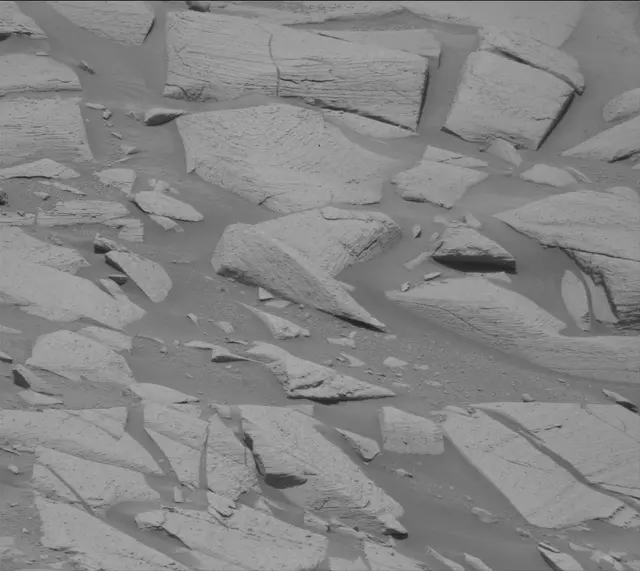 Sol 4087: Mast Camera (Mastcam)