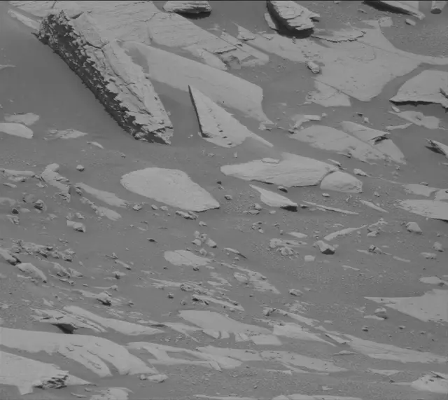 Sol 4087: Mast Camera (Mastcam)