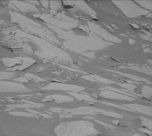 Sol 4087: Mast Camera (Mastcam)