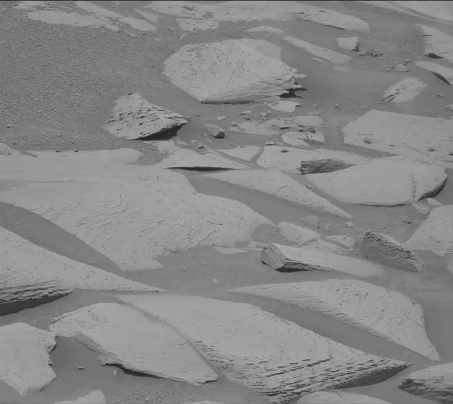 Sol 4087: Mast Camera (Mastcam)