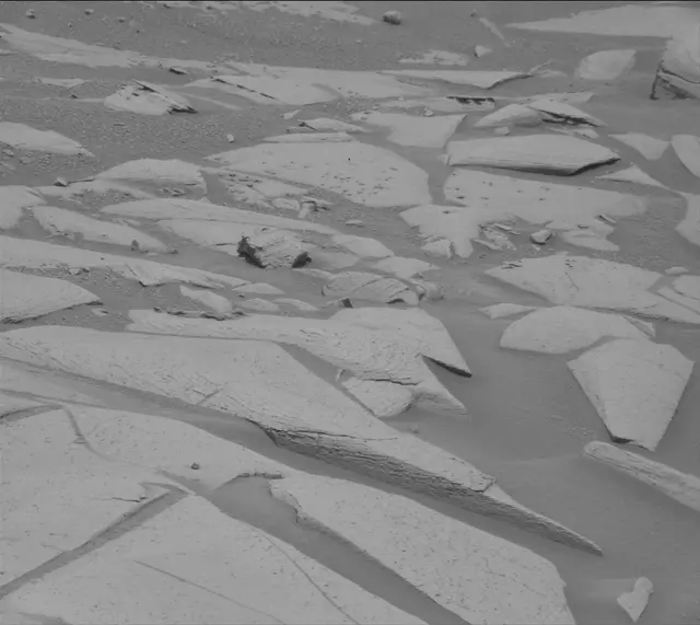 Sol 4087: Mast Camera (Mastcam)
