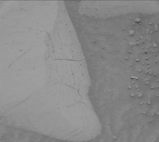 Sol 4087: Mast Camera (Mastcam)