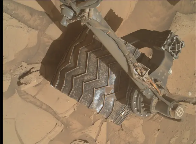 Sol 4088: Mars Hand Lens Imager (MAHLI)