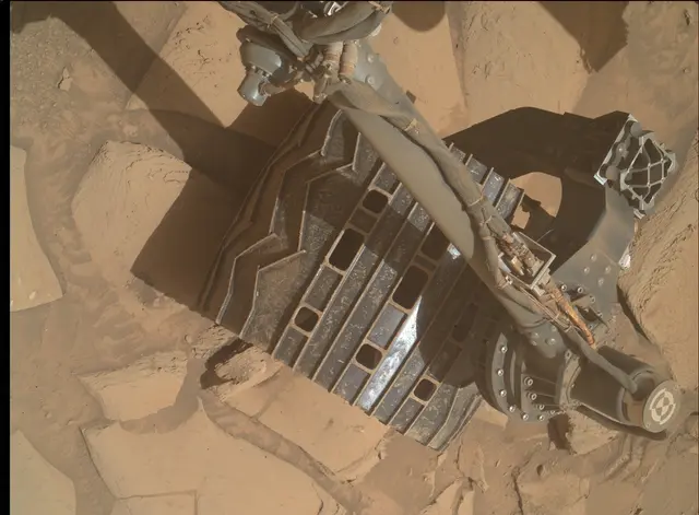 Sol 4088: Mars Hand Lens Imager (MAHLI)