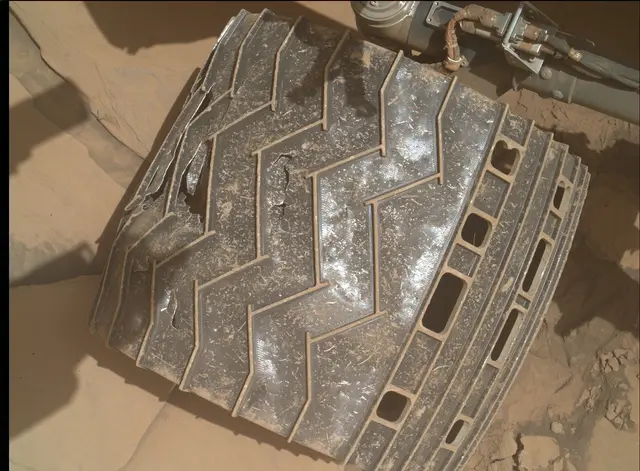 Sol 4088: Mars Hand Lens Imager (MAHLI)