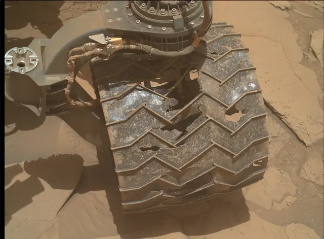 Sol 4088: Mars Hand Lens Imager (MAHLI)