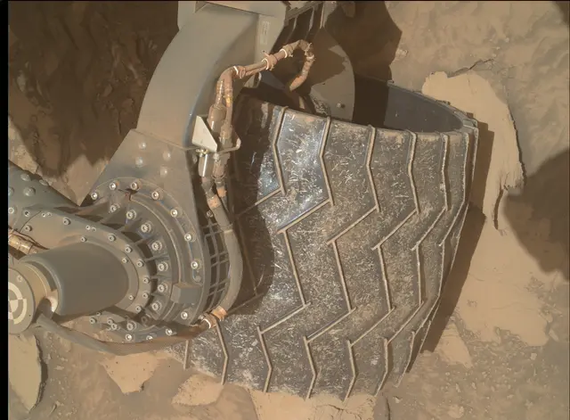 Sol 4088: Mars Hand Lens Imager (MAHLI)