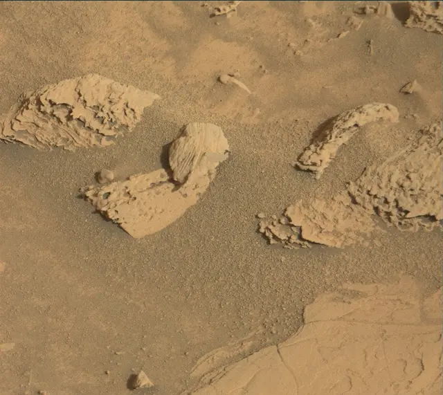 Sol 4089: Mast Camera (Mastcam)