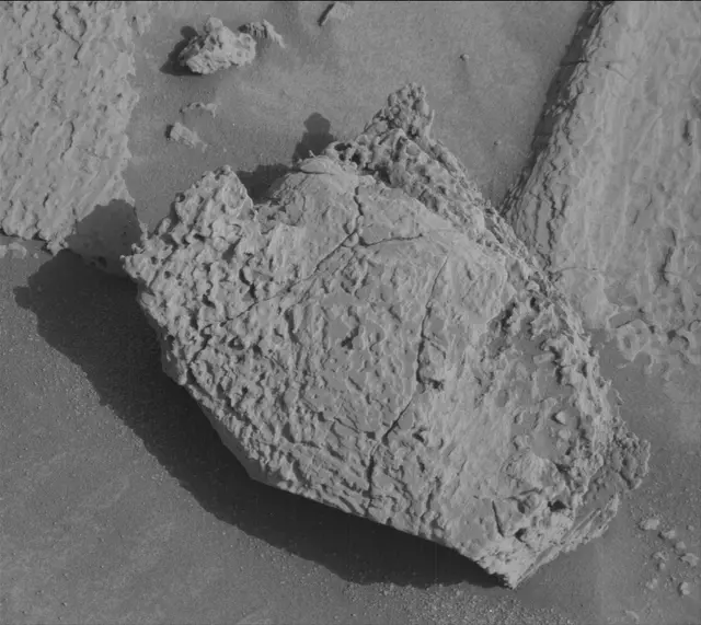 Sol 4089: Mast Camera (Mastcam)