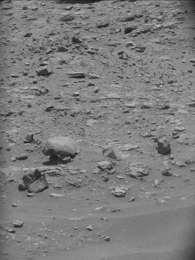 Sol 4093: Mast Camera (Mastcam)