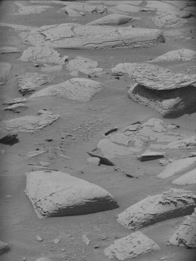Sol 4093: Mast Camera (Mastcam)