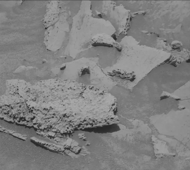 Sol 4093: Mast Camera (Mastcam)