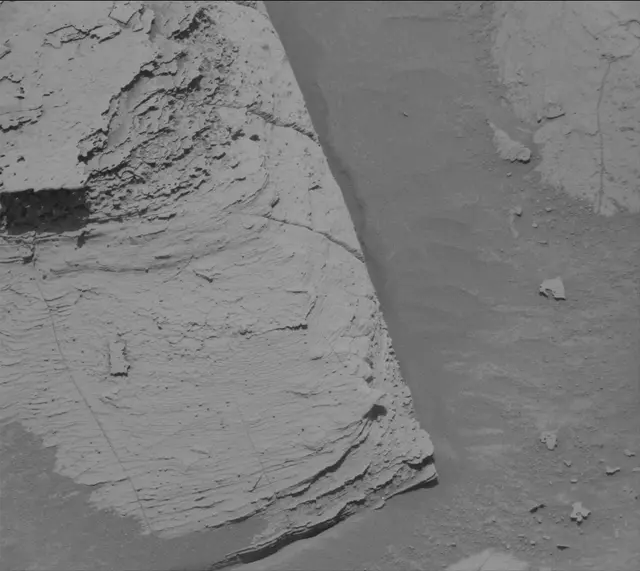 Sol 4093: Mast Camera (Mastcam)
