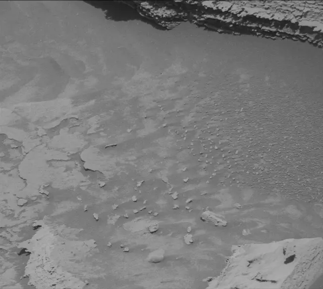 Sol 4093: Mast Camera (Mastcam)