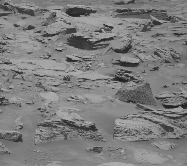 Sol 4093: Mast Camera (Mastcam)