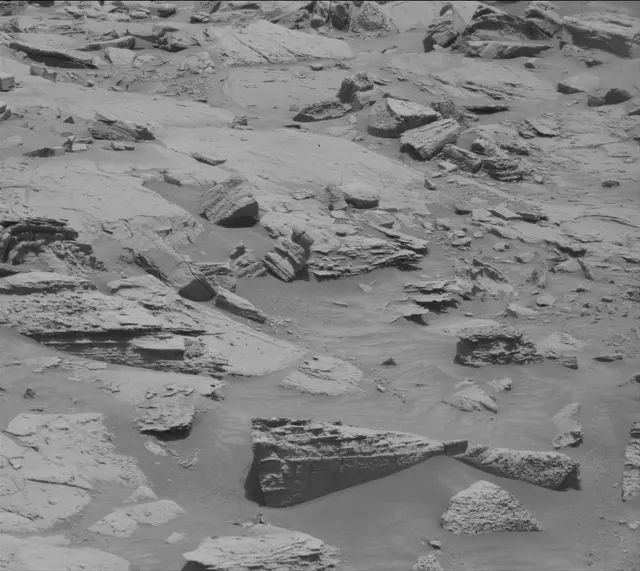 Sol 4093: Mast Camera (Mastcam)