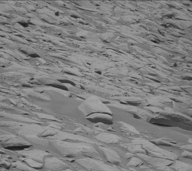 Sol 4093: Mast Camera (Mastcam)
