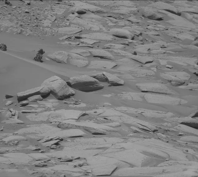 Sol 4093: Mast Camera (Mastcam)
