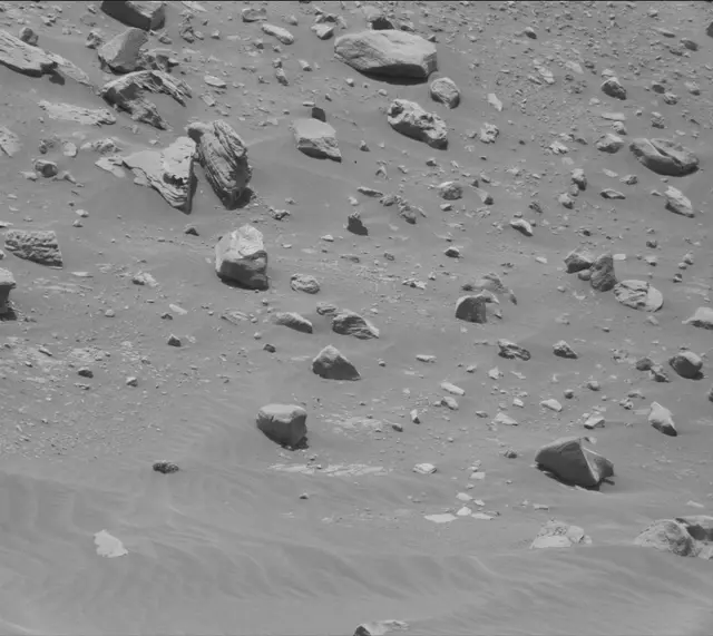 Sol 4093: Mast Camera (Mastcam)