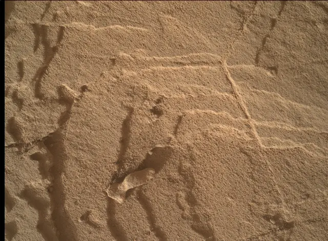 Sol 4093: Mars Hand Lens Imager (MAHLI)