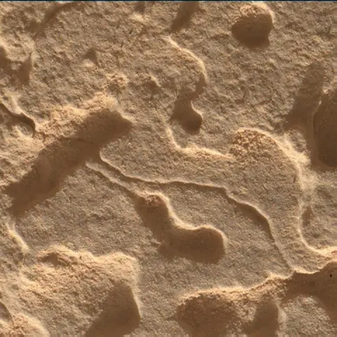 Sol 4093: Mars Hand Lens Imager (MAHLI)