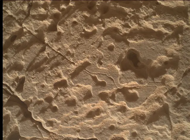 Sol 4093: Mars Hand Lens Imager (MAHLI)