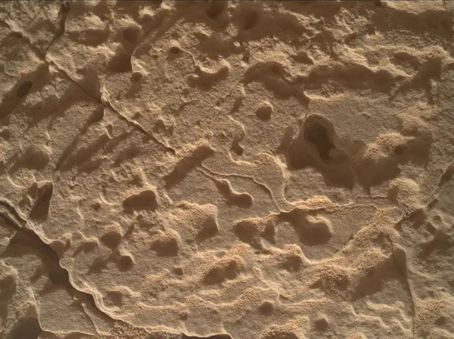 Sol 4093: Mars Hand Lens Imager (MAHLI)