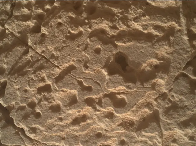Sol 4093: Mars Hand Lens Imager (MAHLI)