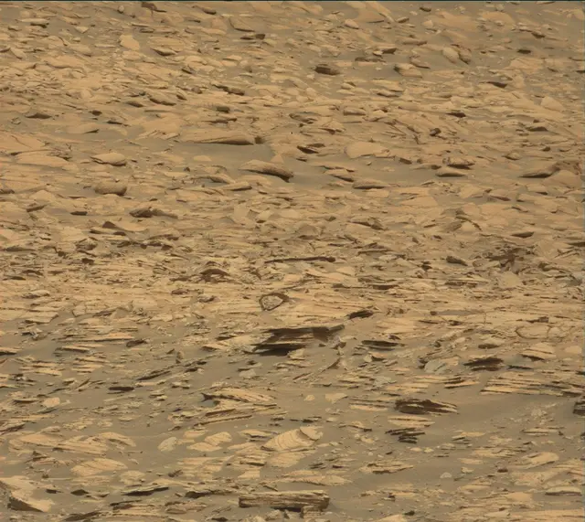 Sol 4094: Mast Camera (Mastcam)