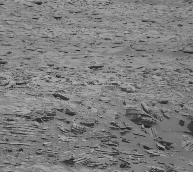 Sol 4094: Mast Camera (Mastcam)