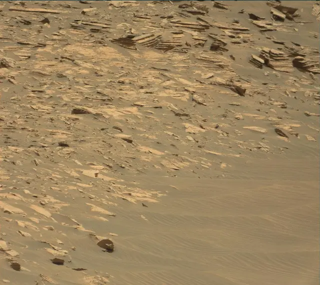 Sol 4094: Mast Camera (Mastcam)
