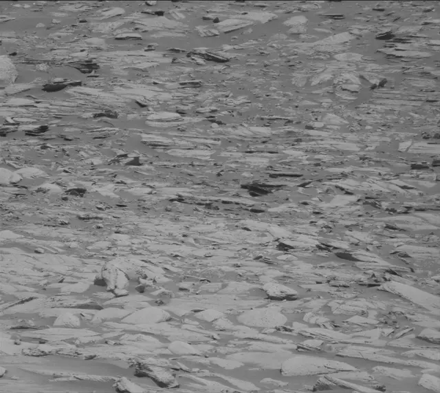 Sol 4094: Mast Camera (Mastcam)