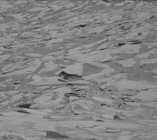 Sol 4094: Mast Camera (Mastcam)