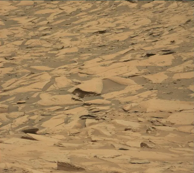 Sol 4094: Mast Camera (Mastcam)