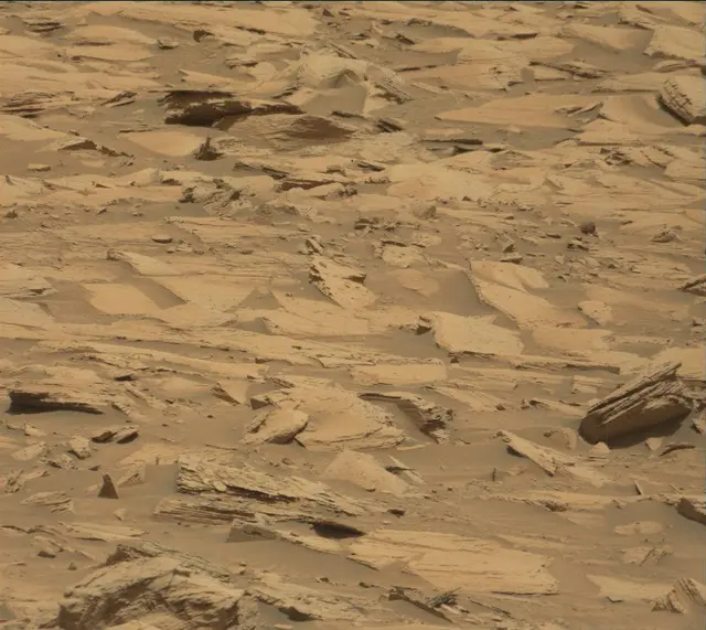 Sol 4094: Mast Camera (Mastcam)