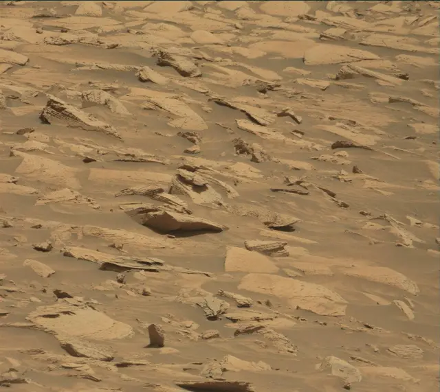 Sol 4094: Mast Camera (Mastcam)